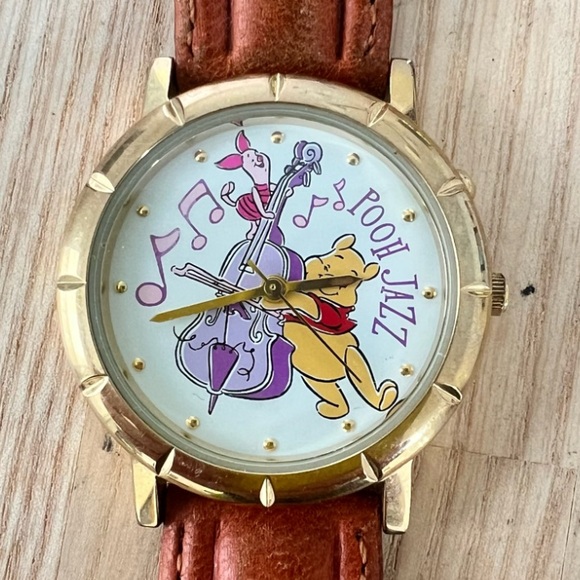 Vintage Timex Disney Winnie the Pooh Piglet and Jazz musical watch NEW BATTERY - Picture 1 of 9